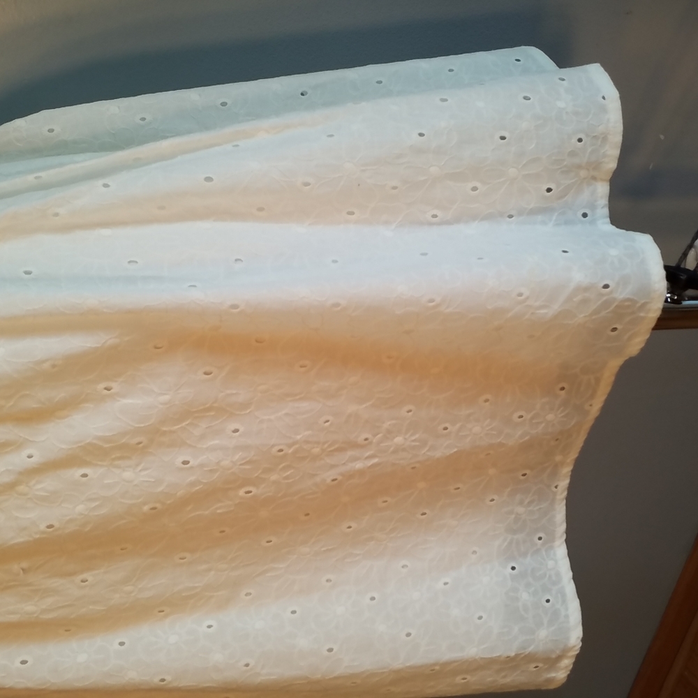 Trixxi DRESS SZ 3 Creamy Milk White Eyelet Lace Peekaboo Waist Spaghetti Straps - Picture 4 of 8